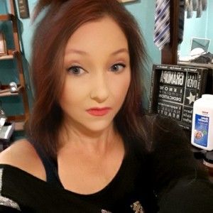 Meet your Posher, April